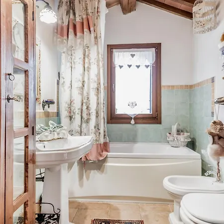 Bed & Breakfast La Candelora Alle Porte Di Roma Riano (Rome)